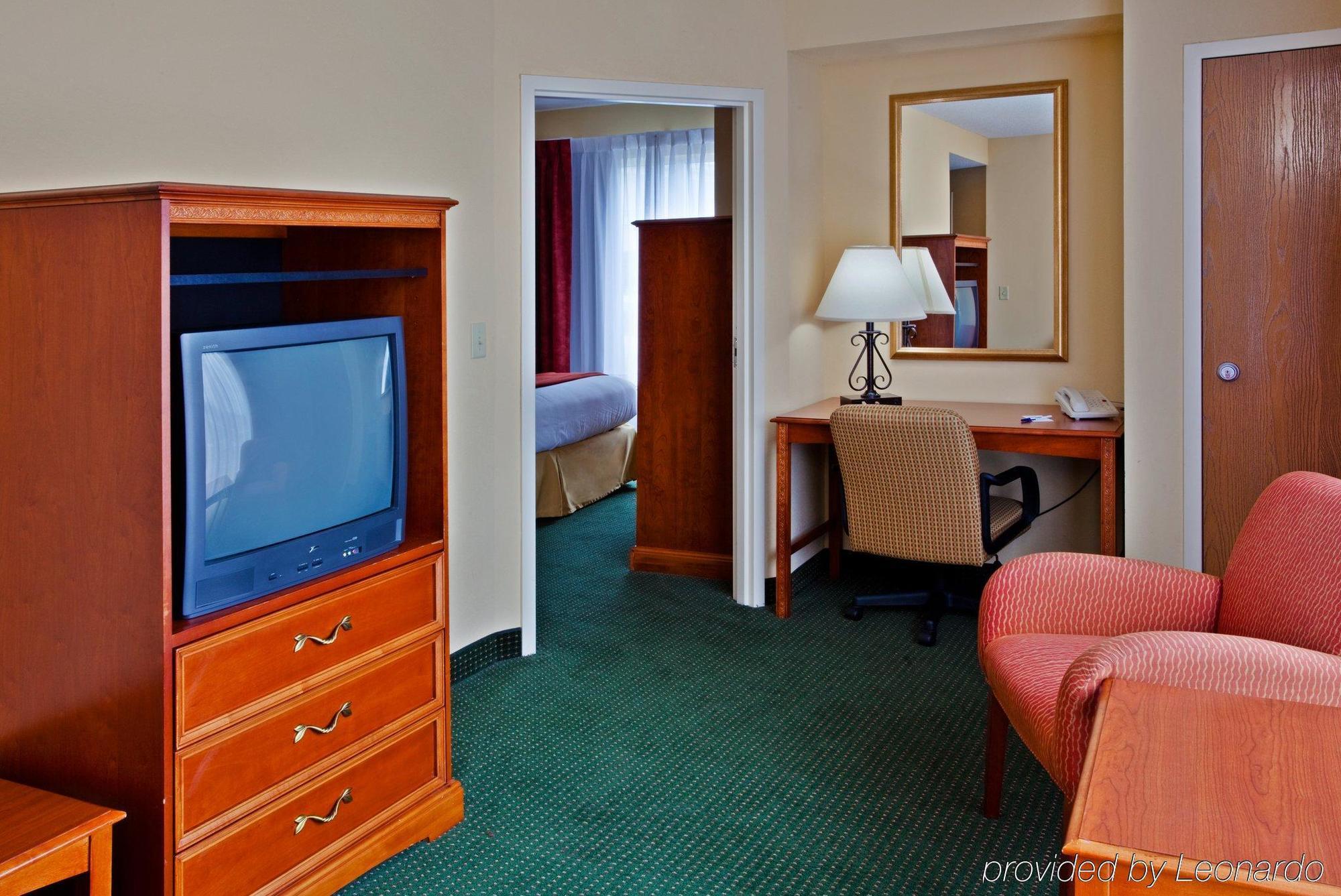 Holiday Inn Express Hotel & Suites Brooksville West, An Ihg Hotel Oda fotoğraf