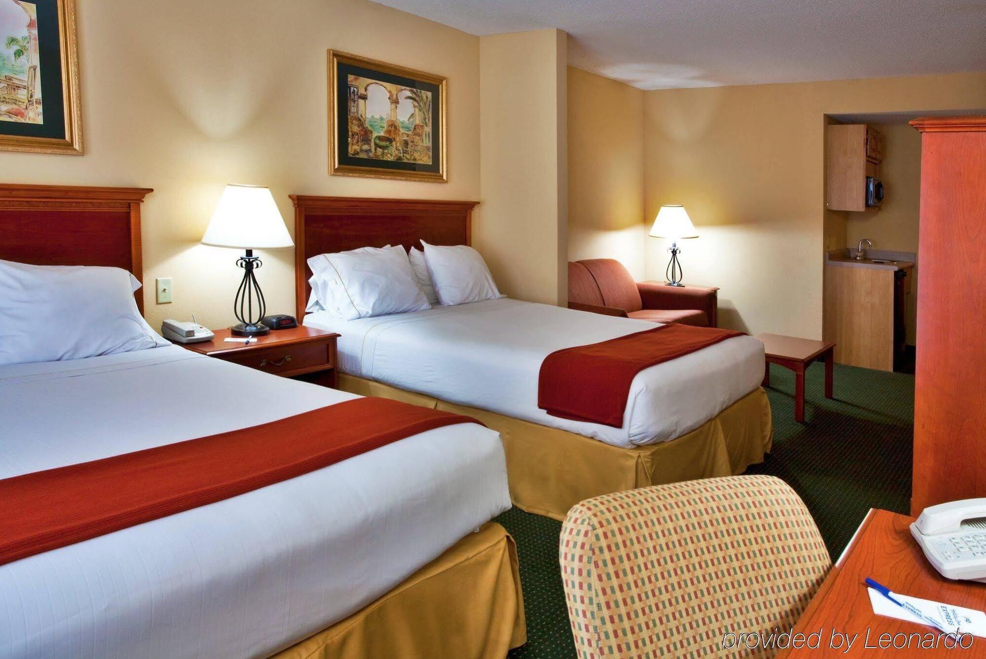 Holiday Inn Express Hotel & Suites Brooksville West, An Ihg Hotel Dış mekan fotoğraf